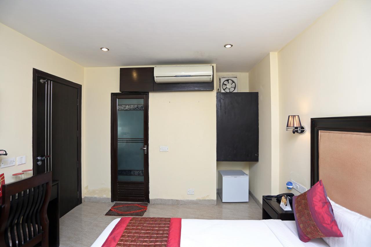 Oyo 714 Hotel De Plaza Νέο Δελχί Εξωτερικό φωτογραφία