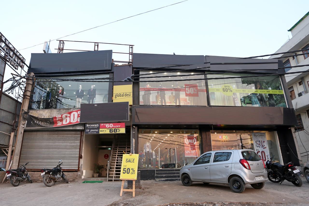 Oyo 714 Hotel De Plaza Νέο Δελχί Εξωτερικό φωτογραφία